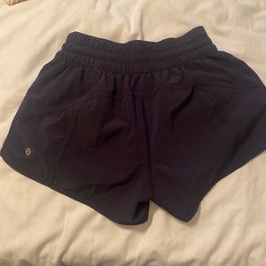 lululemon shorts - sz 6
